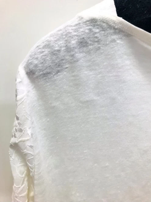 綿刺繍ブラウス　Lサイズ(88-97cm)